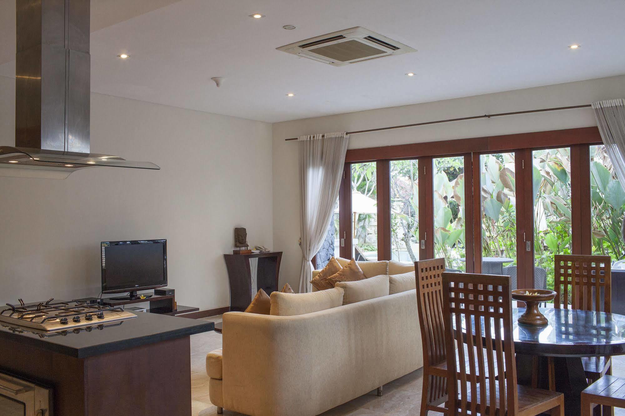 The Segara Suites 탄중베노아 외부 사진